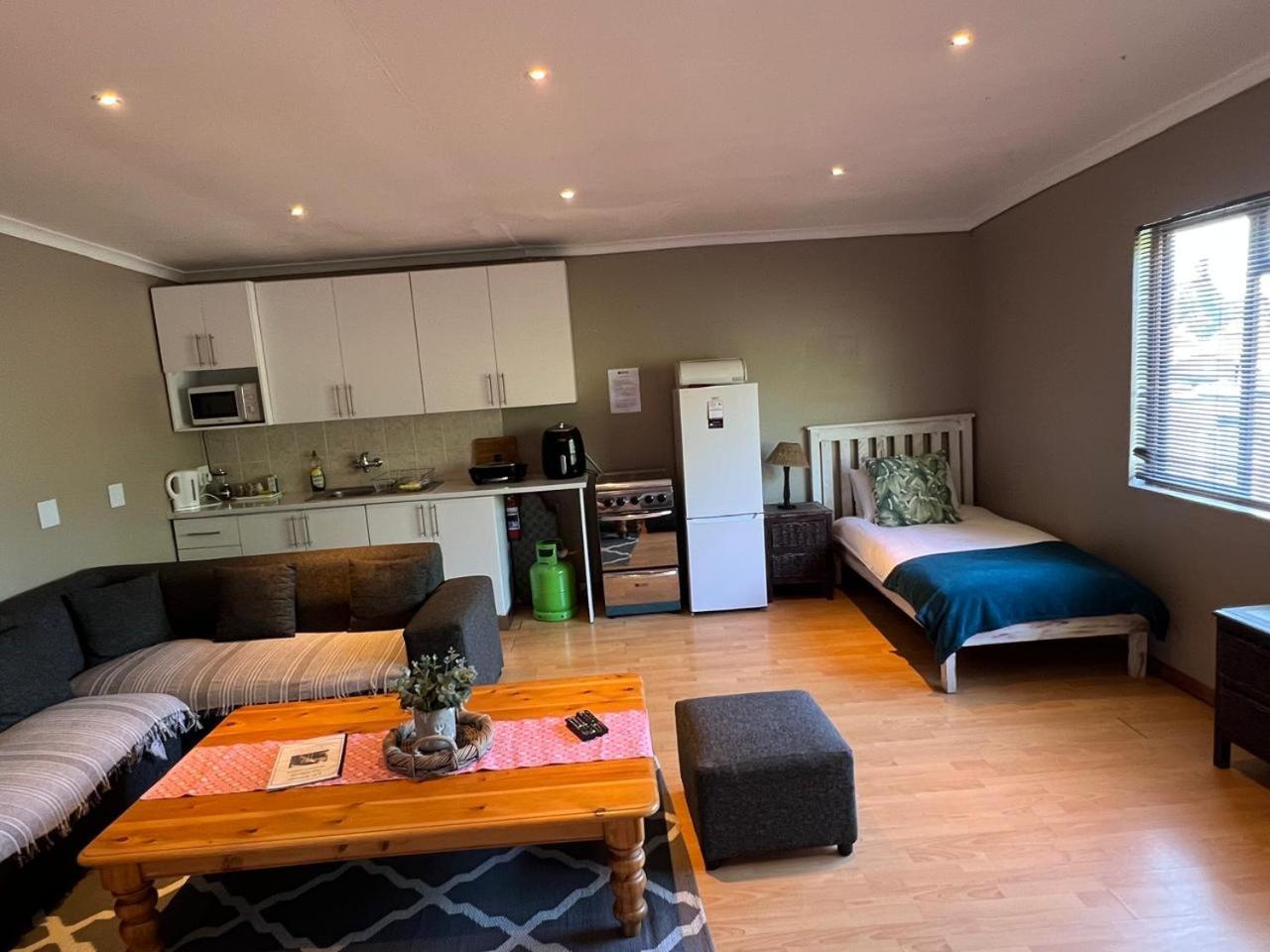 3 On Nebraska Accommodation Bellville Esterno foto