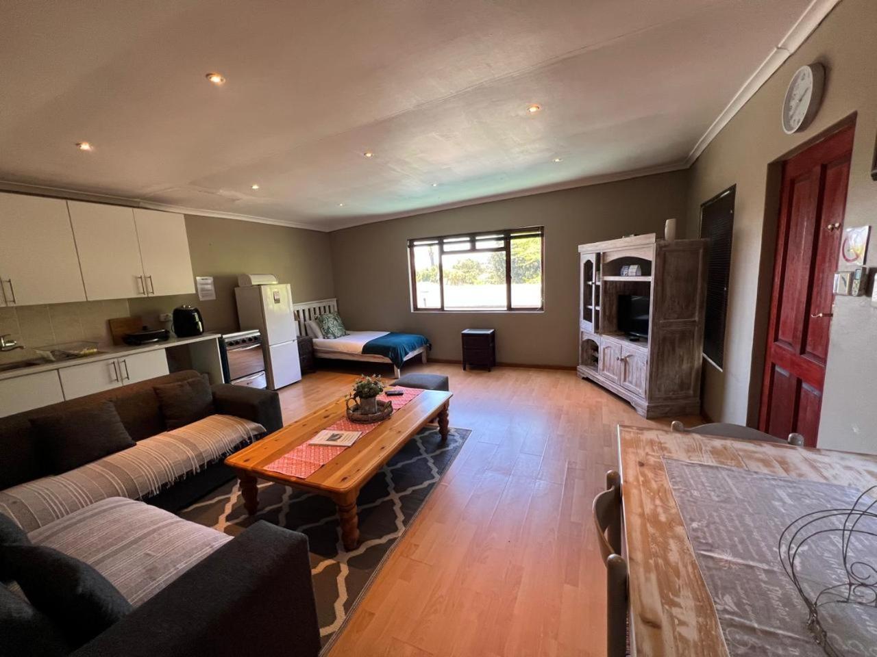 3 On Nebraska Accommodation Bellville Esterno foto